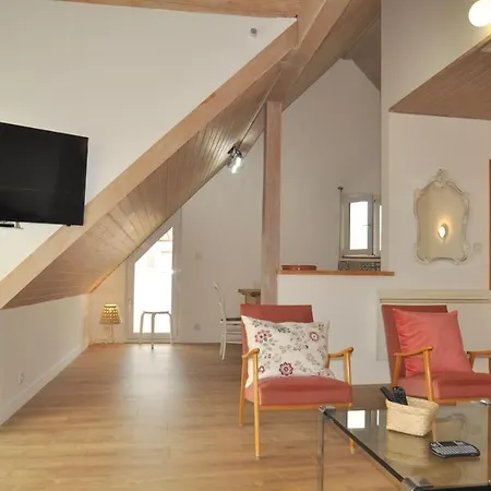 L'hirondelle - Charming Flat - بلوتْجْزا